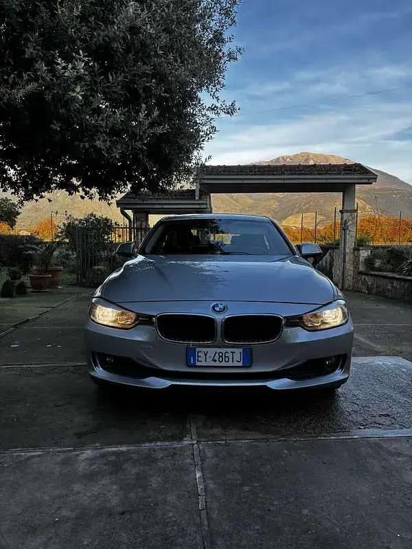 Usata BMW 316 Comfort Edition 116 CV (85 kW) 2015 Argento Berlina