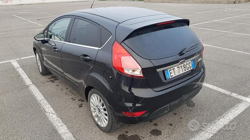 Usata Ford Fiesta Titanium 2013 Nero Utilitaria