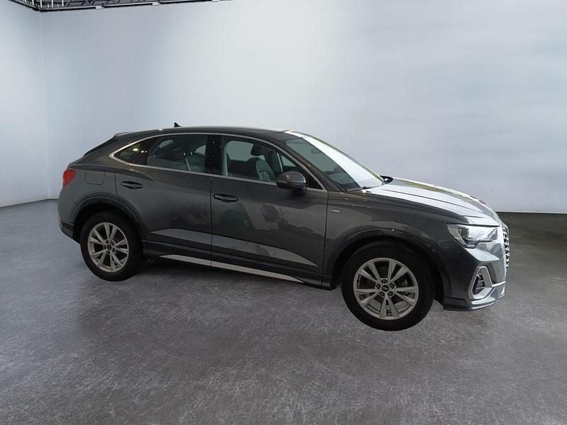 Usata Audi Q3 Sportback S-Line 150 CV (110 kW) 2024 Grigio SUV