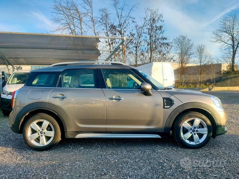 Usata Mini One D Countryman Business 116 CV (85 kW) 2019 Grigio SUV