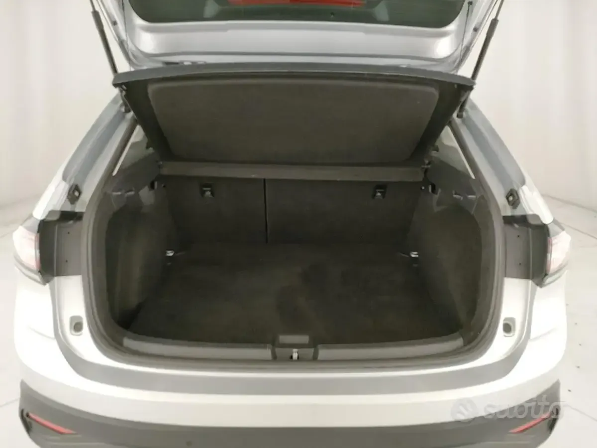Usata VW Taigo Life 95 CV (69 kW) 2022 Grigio SUV