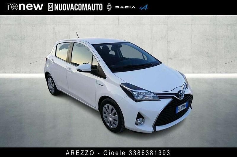 Usata Toyota Yaris Hybrid Active 101 CV (74 kW) 2015 Bianco Berlina