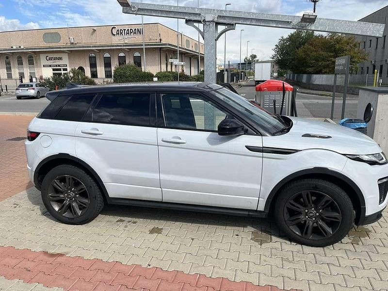 Usata Land Rover Range Rover evoque Landmark 179 CV (131 kW) 2018 Bianco SUV