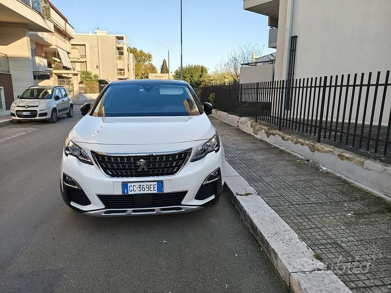Usata Peugeot 3008 Allure 130 CV (95 kW) 2020 Bianco SUV