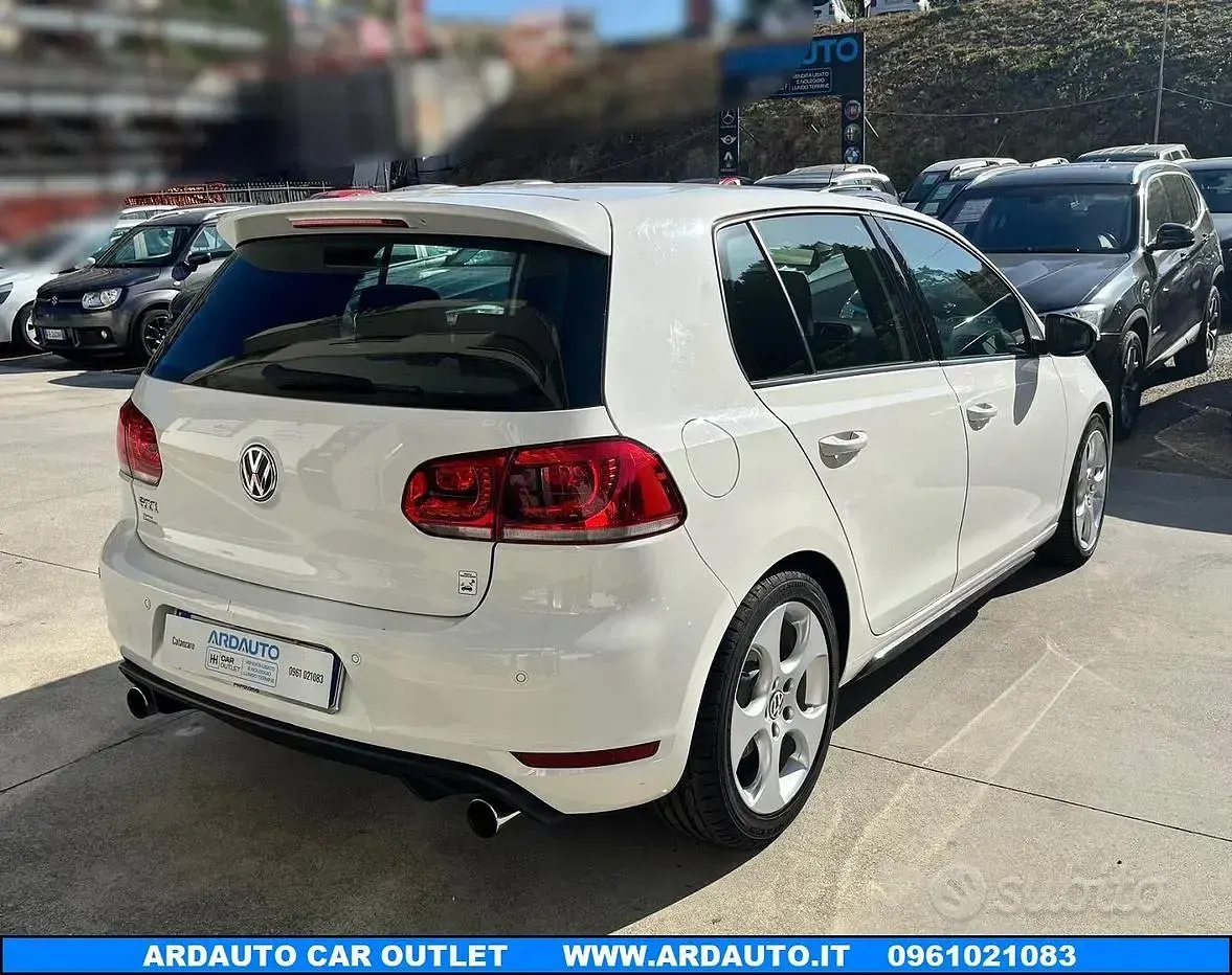 Usata VW Golf VII GTI 210 CV (154 kW) 2012 Bianco Berlina