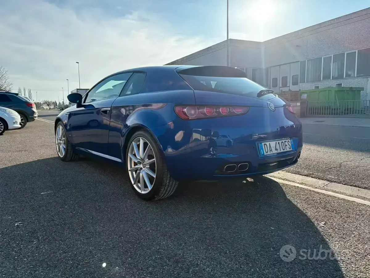 Usata Alfa Romeo Brera 185 CV (136 kW) 2006 Bluazzurro Coupé