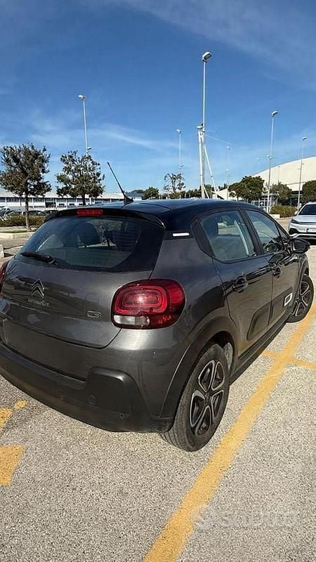 Usata Citroën C3 102 CV (75 kW) 2024 Grigio Berlina