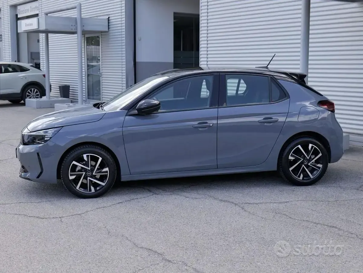 Usata Opel Corsa 75 CV (55 kW) 2024 Grigio Utilitaria