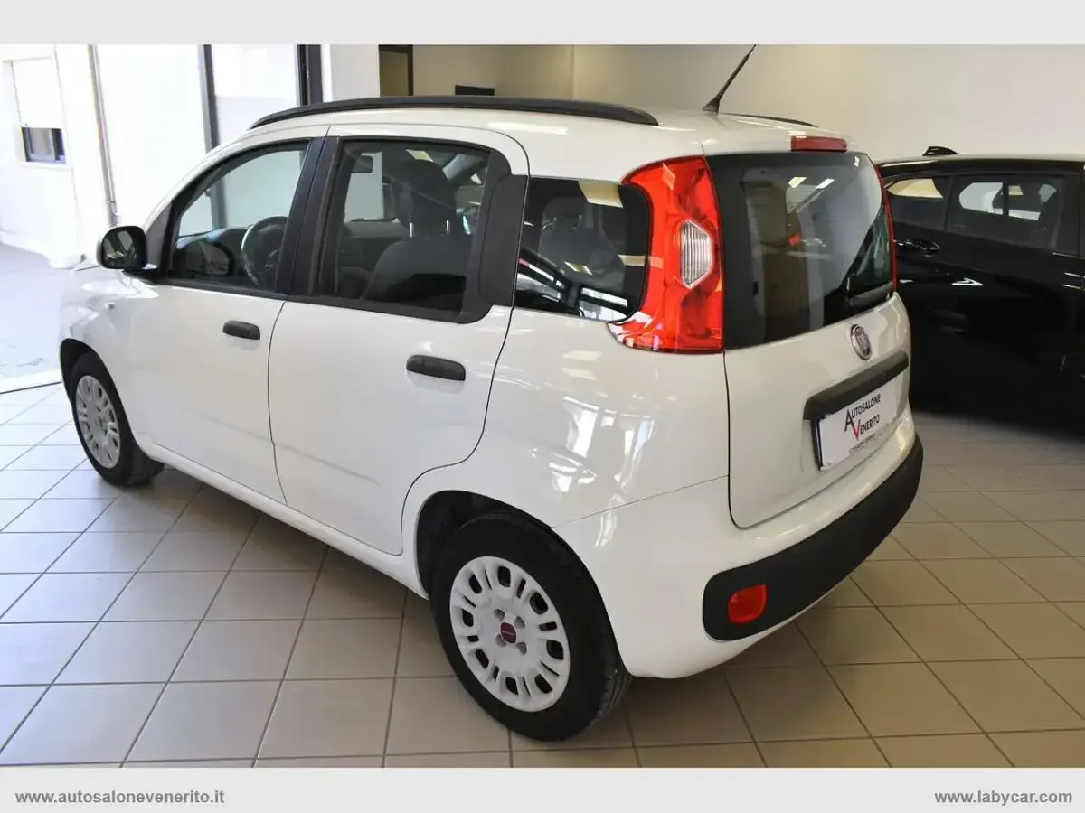 Usata Fiat Panda Easy 75 CV (55 kW) 2013 Bianco Utilitaria