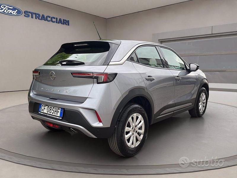 Usata Opel Mokka Edition 110 CV (80 kW) 2021 Grigio metallizzato SUV