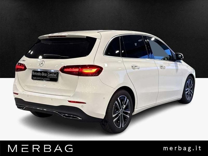 Nuevo Mercedes B180 Edition 116 CV (85 kW) 2025 Blanco Monovolumen