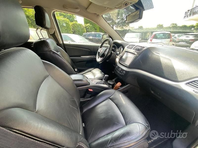 Usata Fiat Freemont Cross 170 CV (125 kW) 2015 Bianco SUV