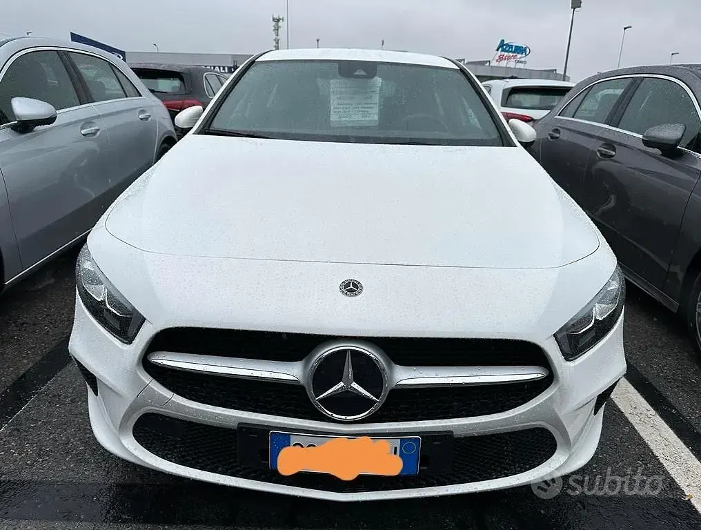Occasion Mercedes A180 Business 136 ch (100 kW) 2020 Blanc Berline