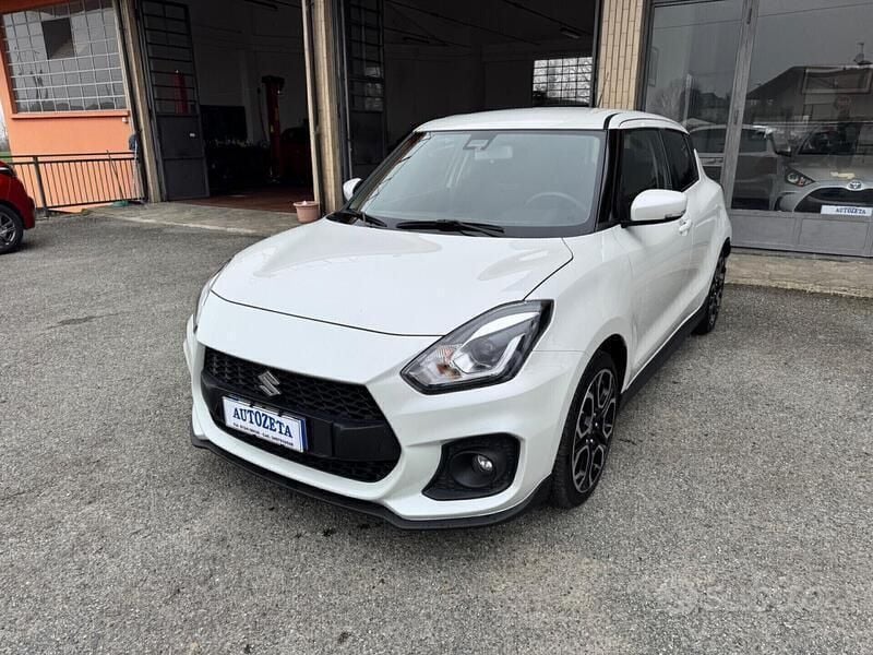 Bianco Usata 2022 Suzuki Swift Sport Tre volumi | 22.700 € (Cara) - Immagine 1/4