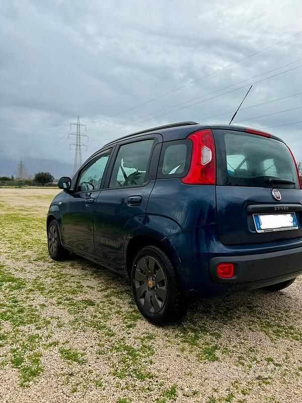 Usata Fiat Panda 69 CV (50 kW) 2015 Blu Utilitaria