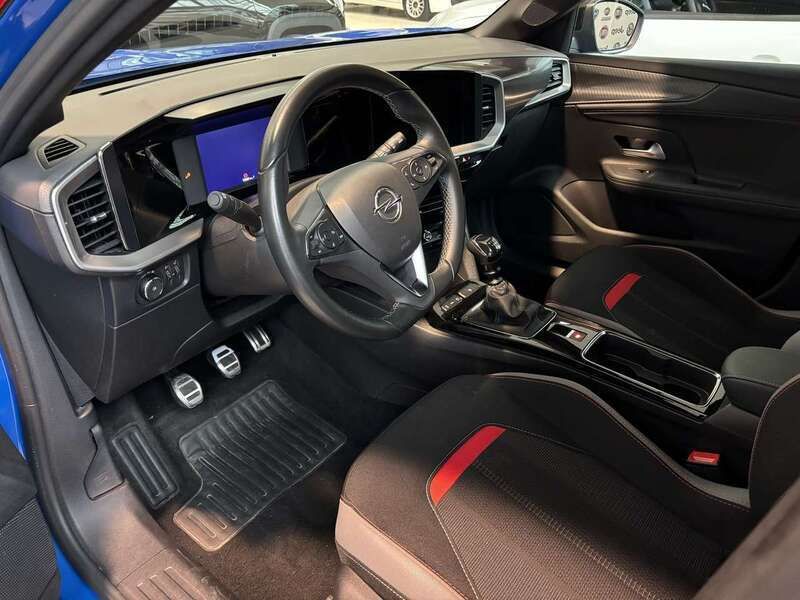 Usata Opel Mokka 101 CV (74 kW) 2023 Blu/azzurro SUV