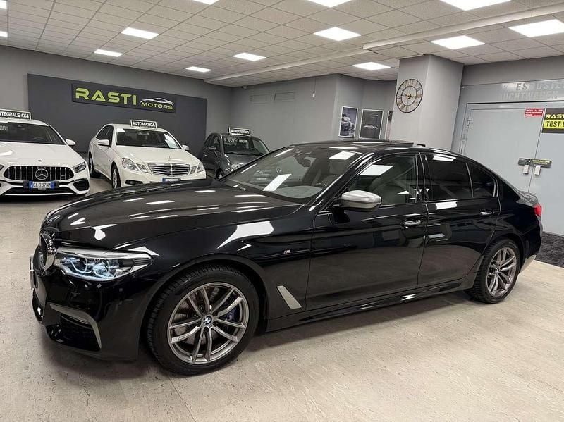 Nero Usata 2017 BMW 540 M Sport Tre volumi | 25.900 € - Immagine 1/4