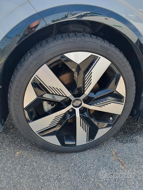 Usata Renault Megane E-Tech 161 kW (220 CV) 2022 Grigio Berlina
