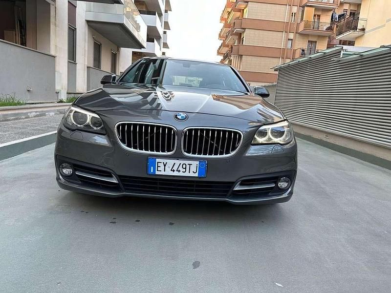 Usata BMW 520 190 CV (139 kW) 2015 Grigio Station wagon