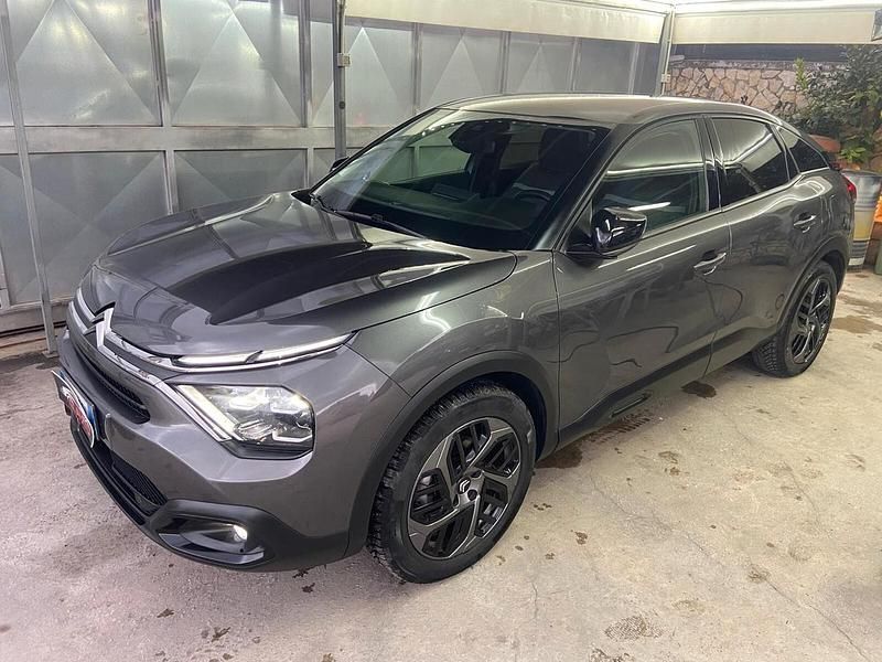 Usata Citroën C4 Shine 131 CV (96 kW) 2023 Grigio SUV