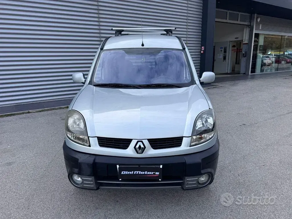 Usata Renault Kangoo 84 CV (61 kW) 2005 Grigio Monovolume