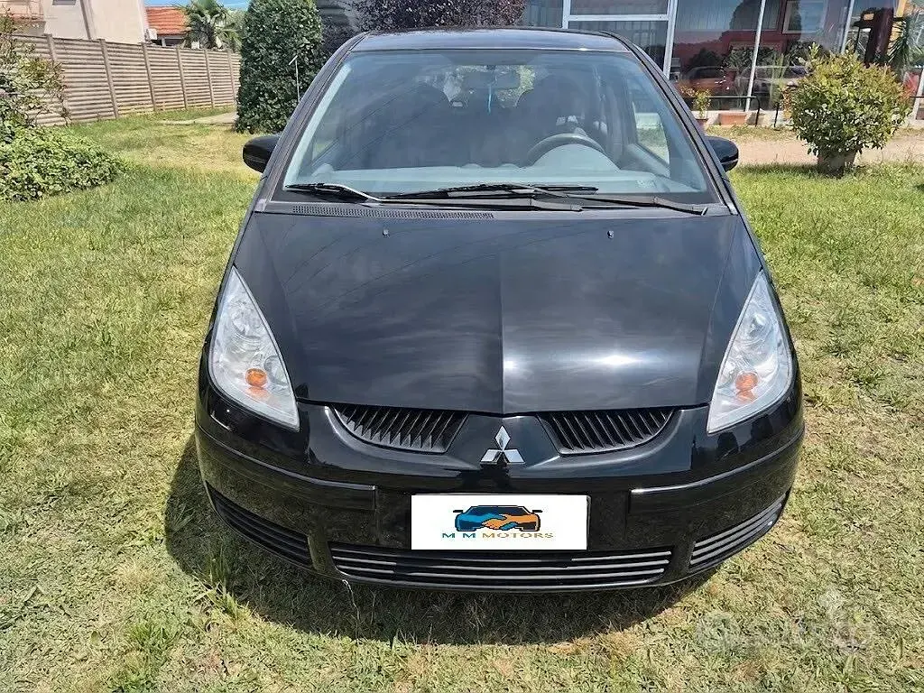Usata Mitsubishi Colt 75 CV (55 kW) 2007 Nero Berlina