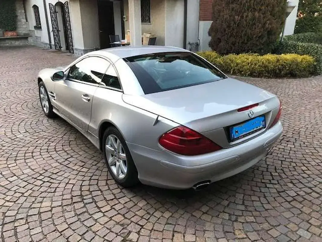 Käytetty Mercedes SL500 306 HP (225 kW) 2001 Hopea Avoauto