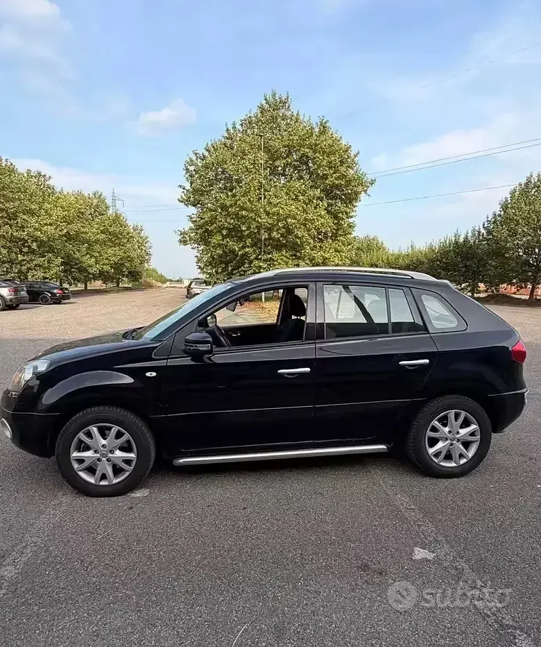 Usata Renault Koleos Dynamique 150 CV (110 kW) 2009 Nero SUV