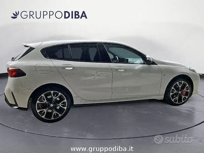 Usata BMW 120 M Sport 156 CV (114 kW) 2025 Bianco Utilitaria