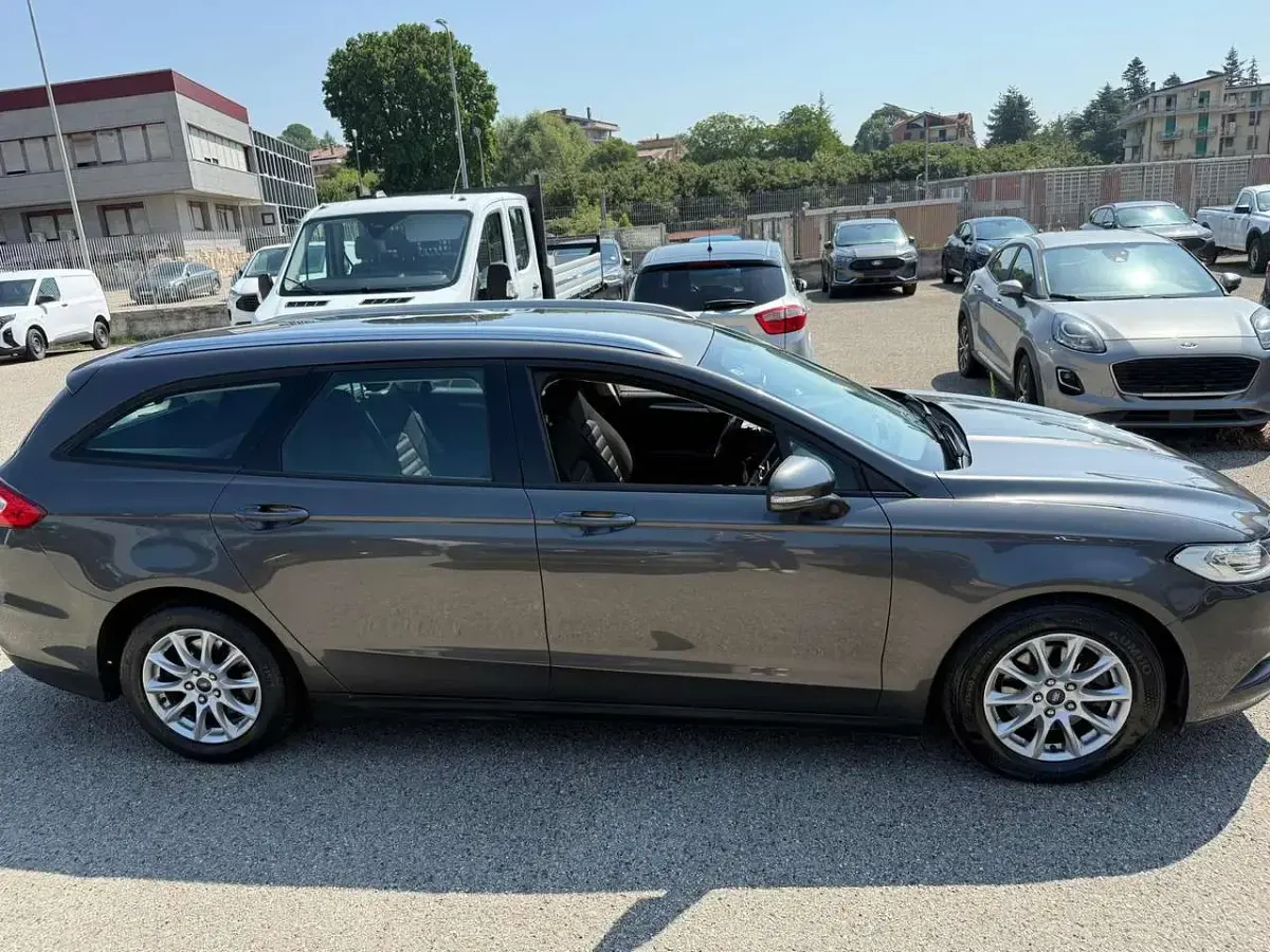Usata Ford Mondeo Business Edition 150 CV (110 kW) 2016 Magnetic grey Station wagon