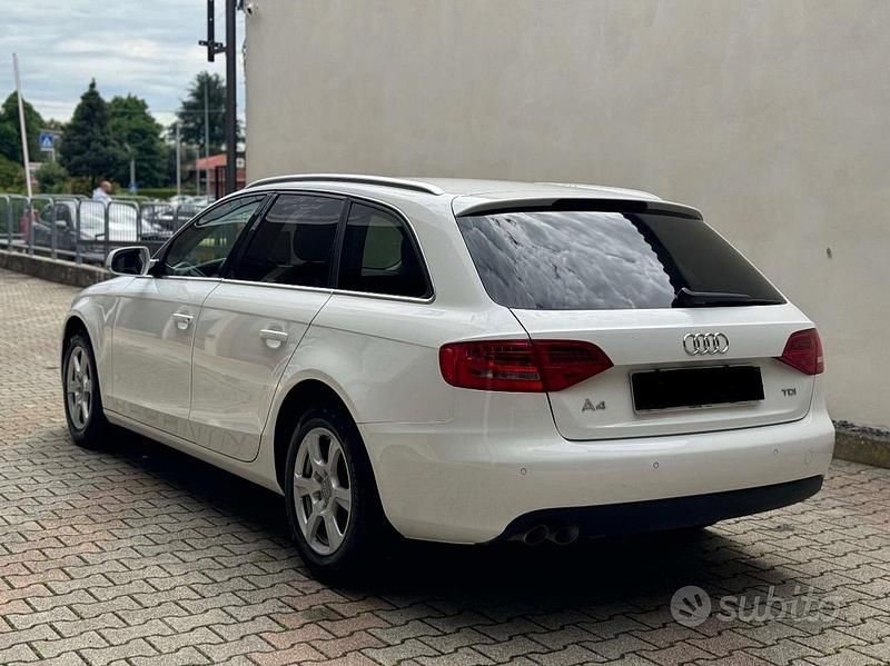 Usata Audi A4 Ambition 120 CV (88 kW) 2011 Bianco Station wagon