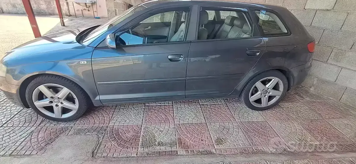 Usata Audi A3 140 CV (102 kW) 2005 Grigio Utilitaria