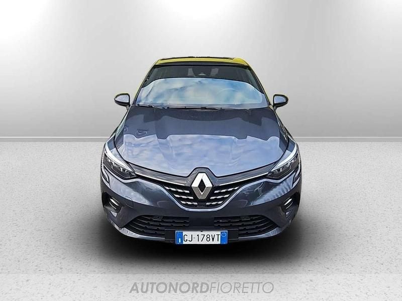 Usata Renault Clio V Intens 140 CV (102 kW) 2022 Grigio Berlina