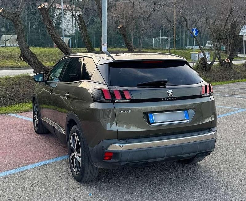 Usata Peugeot 3008 Business-Line 120 CV (88 kW) 2016 SUV