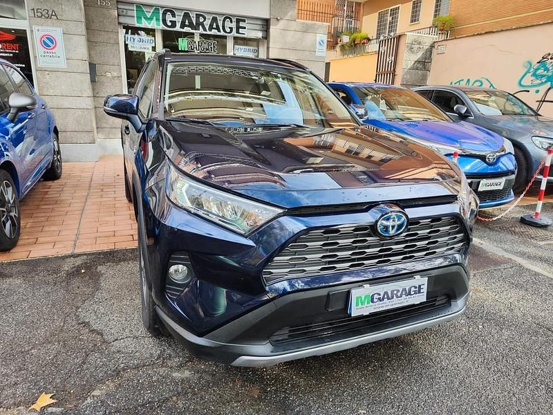 Usata Toyota RAV4 Hybrid 184 CV (135 kW) 2021 Blu SUV