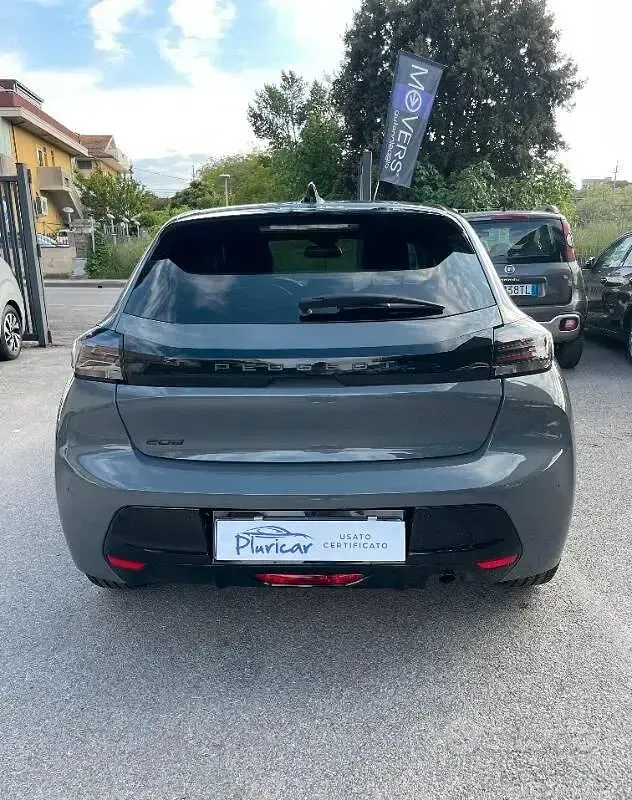 Usata Peugeot 208 Allure 101 CV (74 kW) 2025 Other Utilitaria