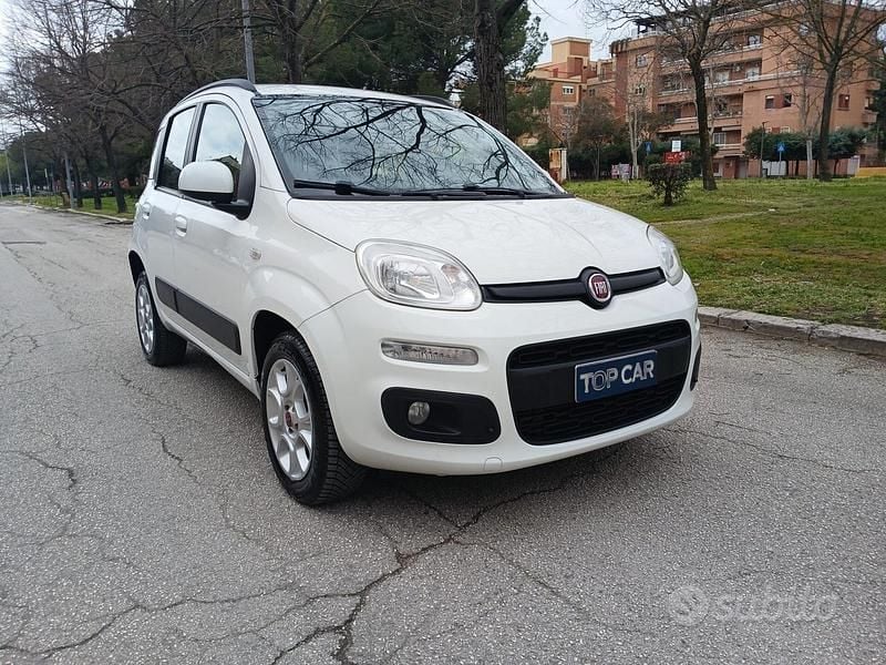 Usata Fiat Panda Lounge 80 CV (58 kW) 2015 Bianco Utilitaria