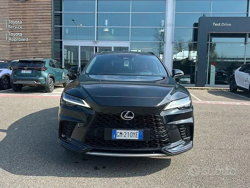 Usata Lexus RX500h Sport Line 272 CV (200 kW) 2023 SUV