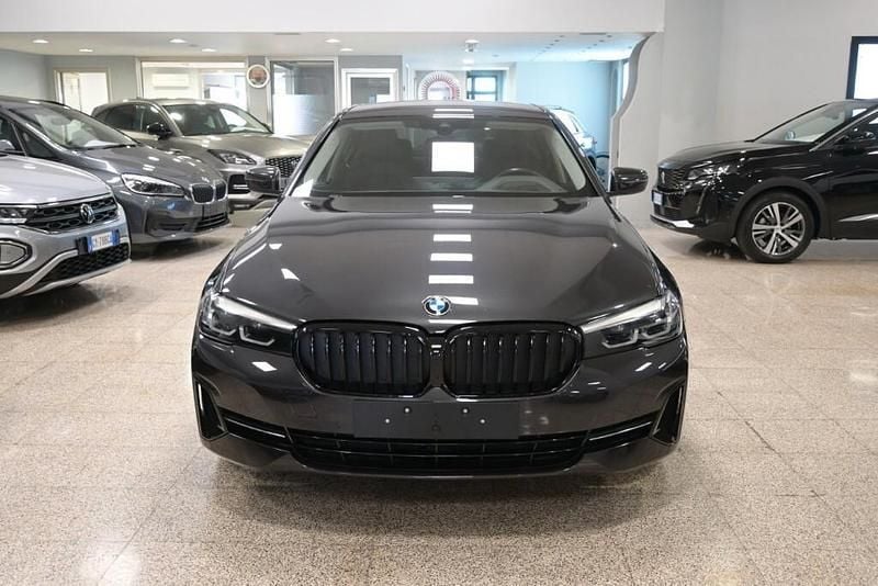 Usata BMW 518 Efficient Dynamics 150 CV (110 kW) 2022 Nero Berlina
