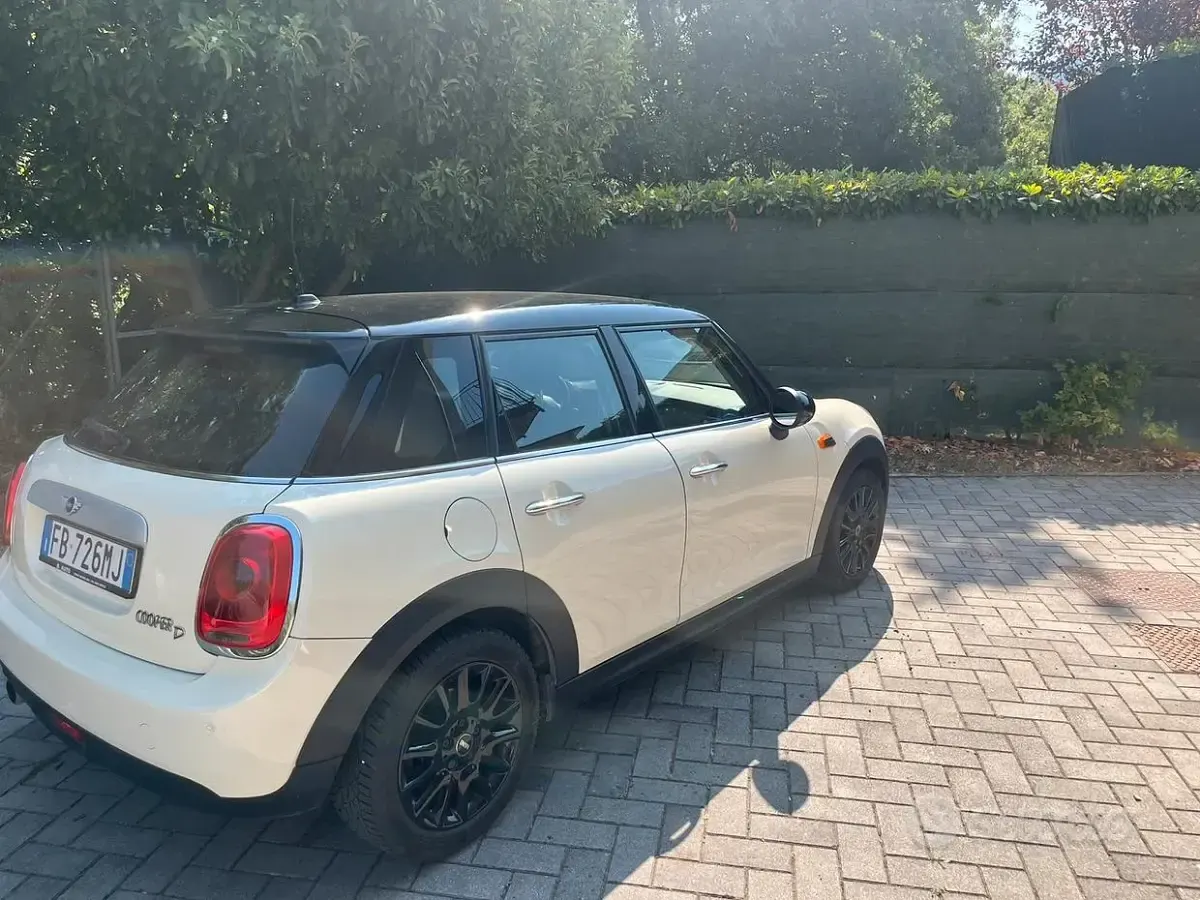 Usata Mini Cooper 116 CV (85 kW) 2015 Bianco Utilitaria