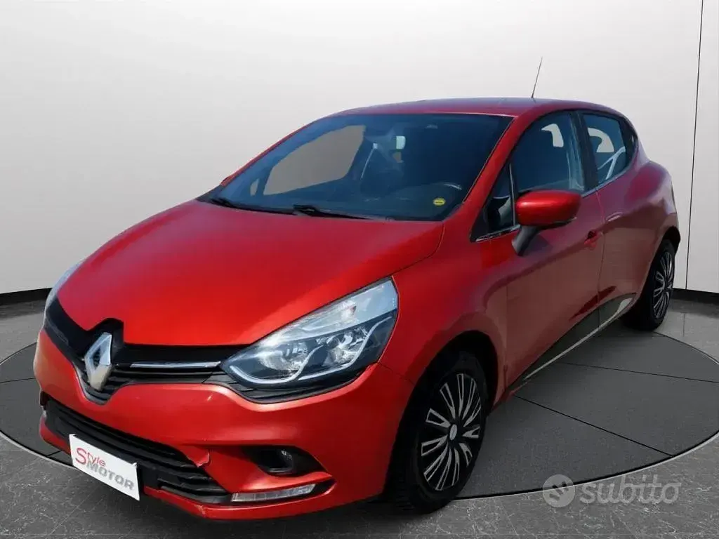Usata Renault Clio IV 75 CV (55 kW) 2017 Rosso Berlina