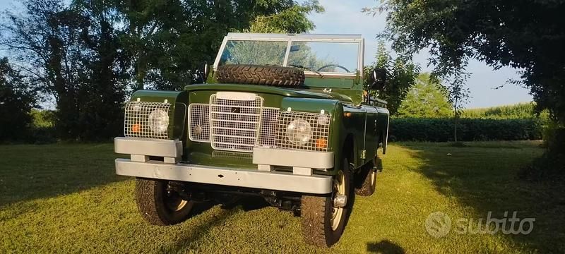 Usata Land Rover 88 1970 Verde Cabrio