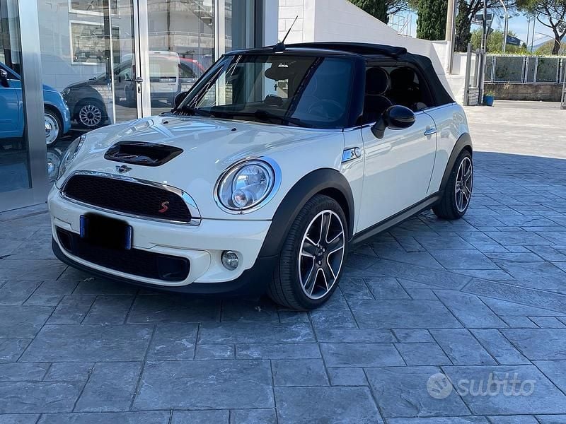 Usata Mini Cooper S Cabriolet 2010 Bianco Cabrio