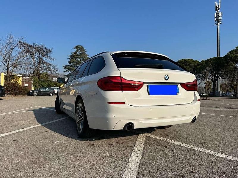 Usata BMW 530 265 CV (194 kW) 2019 Bianco Station wagon