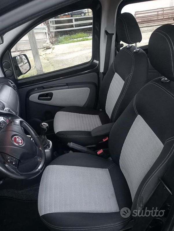 Usata Fiat Qubo Trekking 77 CV (56 kW) 2010 Grigio Monovolume