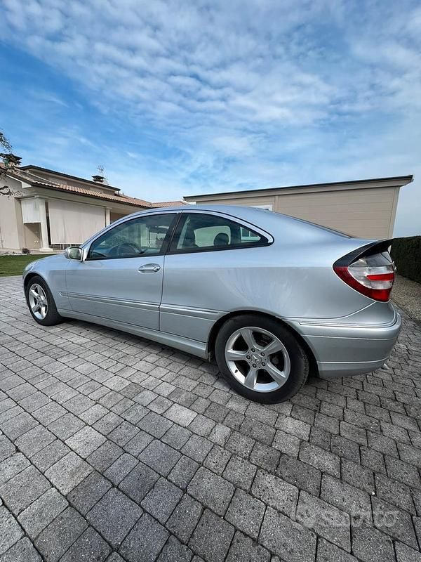 Usata Mercedes C200 2004 Grigio Berlina