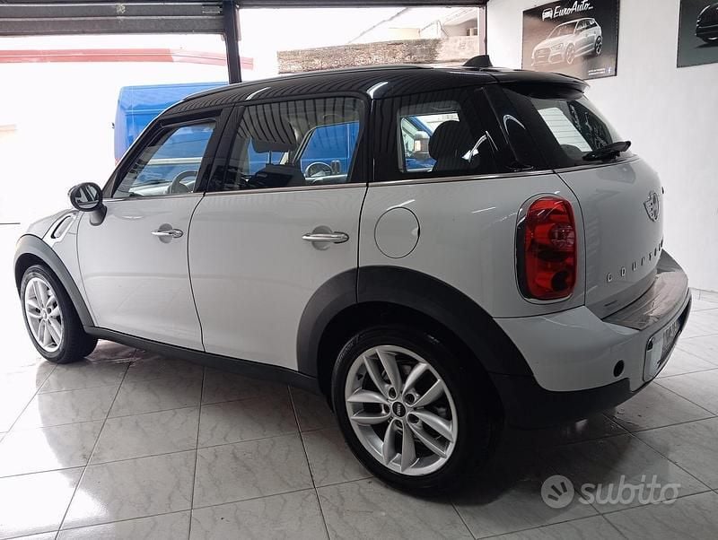 Usata Mini Countryman 111 CV (81 kW) 2013 Bianco SUV