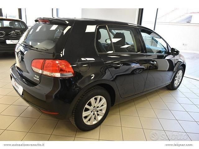 Usata VW Golf VI Comfortline 105 CV (77 kW) 2011 Nero Utilitaria