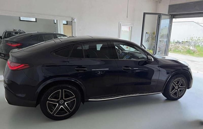 Usata Mercedes GLC220 AMG Line Premium 197 CV (144 kW) 2024 Blu/azzurro SUV