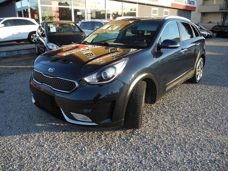 Blu Usata 2017 Kia Niro SUV | 12.950 € (Buon prezzo) - Immagine 1/4